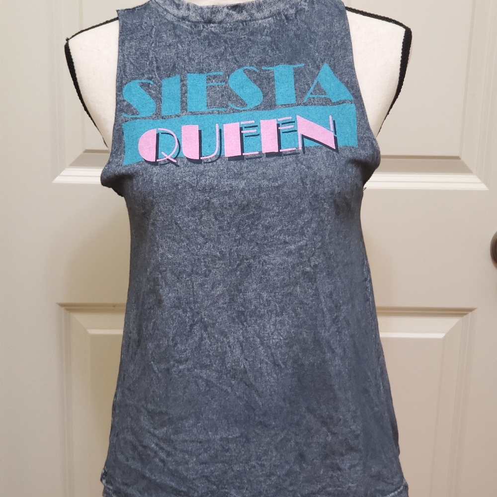 Siesta Queen Tank